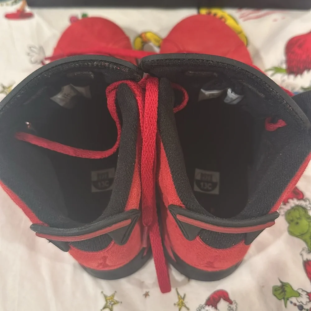 Jordan 6 retro boys size 13